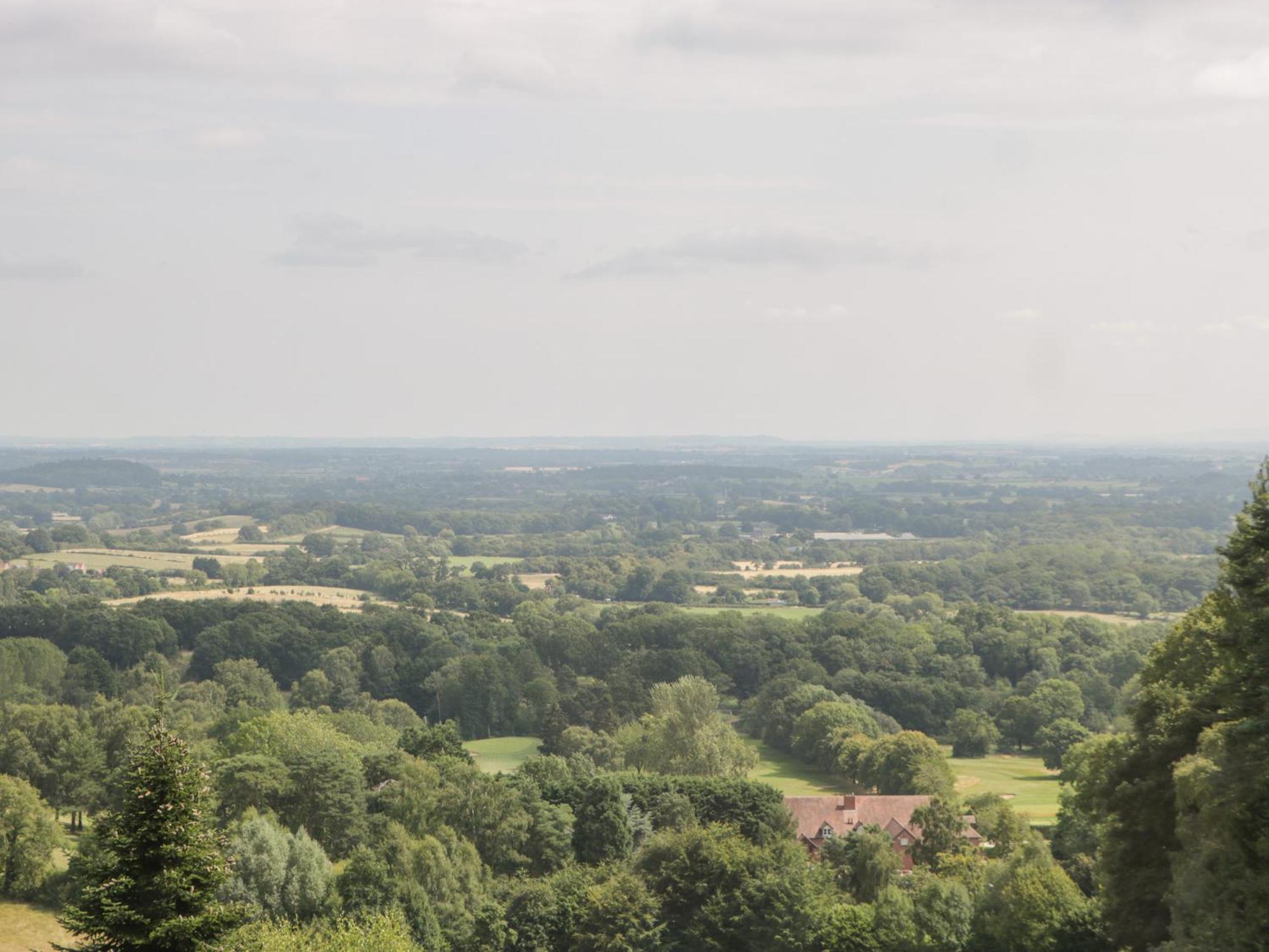 Amazing View Appartement Malvern Wells Buitenkant foto